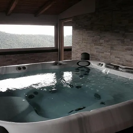 Sleeps 4 Pool Βίλα
